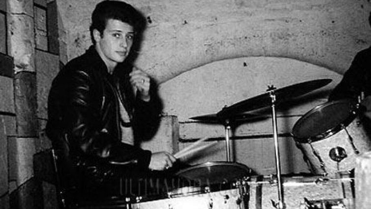 Pete Best, el baterista original de los Beatles anuncia su retirada a los 83 años