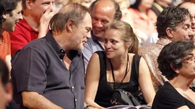 Pedro Piqueras junto a su novia, Esther Barriga