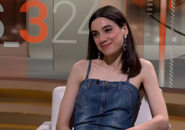 Escritora catalana explota en directo en TV3: «Ojalá al puto viejo de Trias le caiga un meteorito en la cabeza»