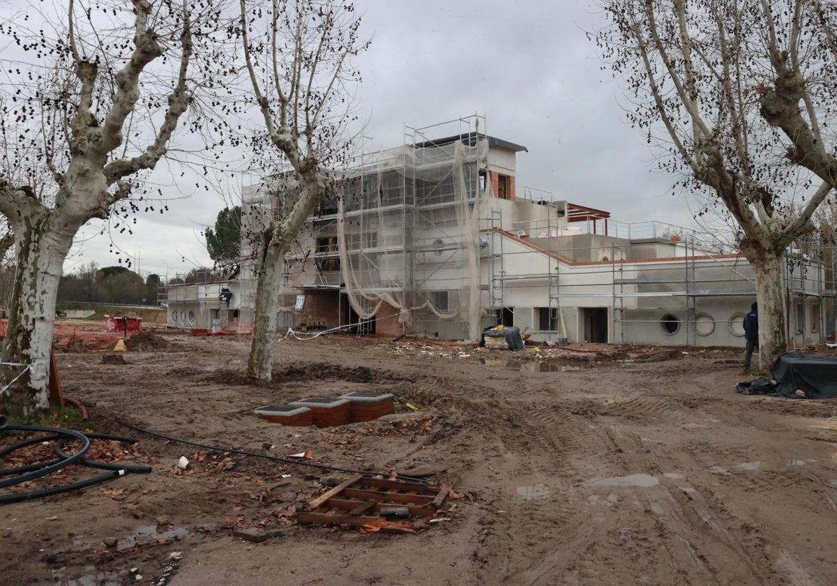 El edificio central de La Playa de Madrid, donde irá ubicado el restaurante