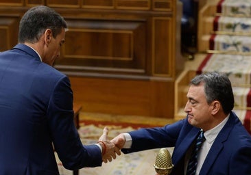 Aitor Esteban se despide del Congreso entre aplausos y apelando a los jóvenes: «Esto es mucho más que ruido»