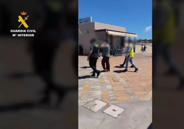 Detenida una falsa doctora en Fuerteventura por usar productos para perros en su clínica estética