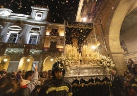 Las procesiones del Lunes Santo, en imágenes