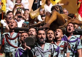 Desembarco y traslado de la Legión en la Semana Santa de Málaga: horarios, recorrido y dónde ver