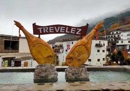 ¿Existe el pueblo de los tres cerditos? Sí, está en Granada y es famoso por sus jamones