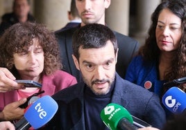 Bustinduy asegura que Sumar será «inflexible» para que no haya ningún otro contrato de armamento con Israel