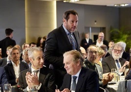 Puente sitúa en el «tejado» de la Junta las políticas de promoción para captar vuelos en los aeropuertos