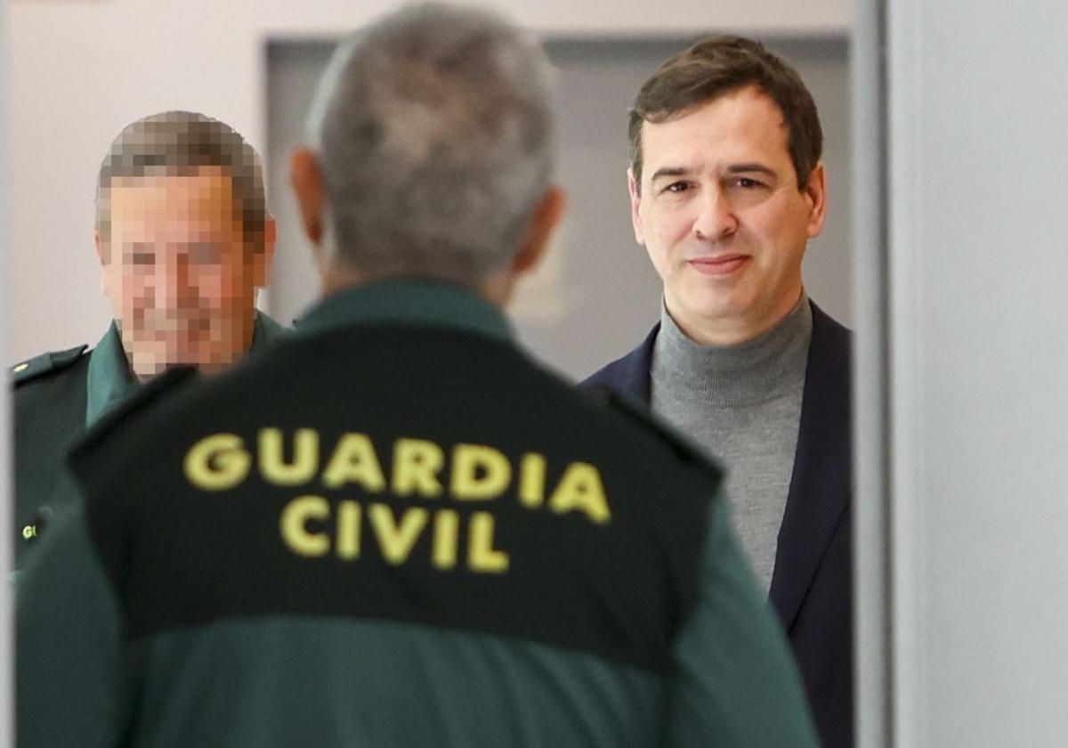 David Sánchez (d), hermano del presidente del Gobierno,