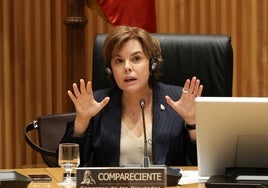 Sáenz de Santamaría, en el Congreso: «El único informe PISA que manejé fue el de Educación»