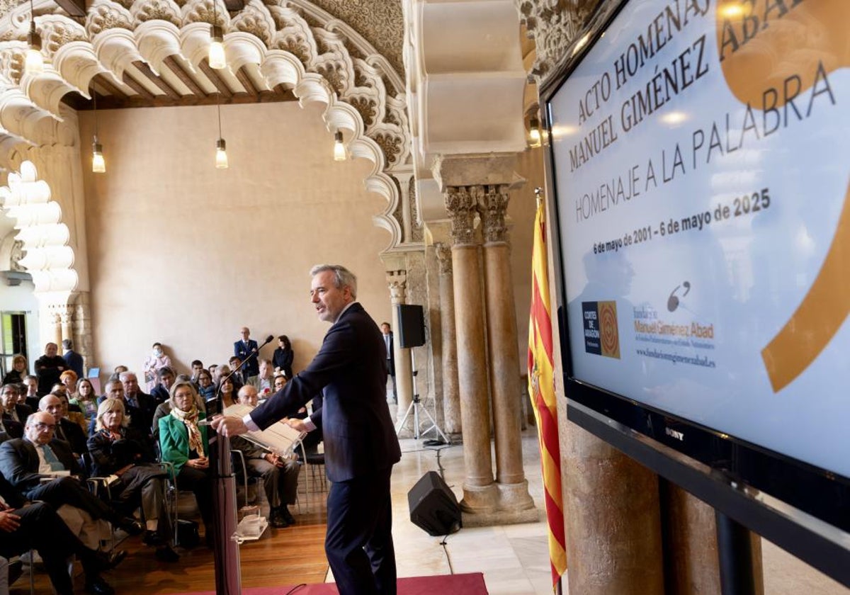 El presidente del Gobierno de Aragón, Jorge Azcón, asiste al acto «Homenaje a la palabra», en memoriade Manuel Giménez Abad