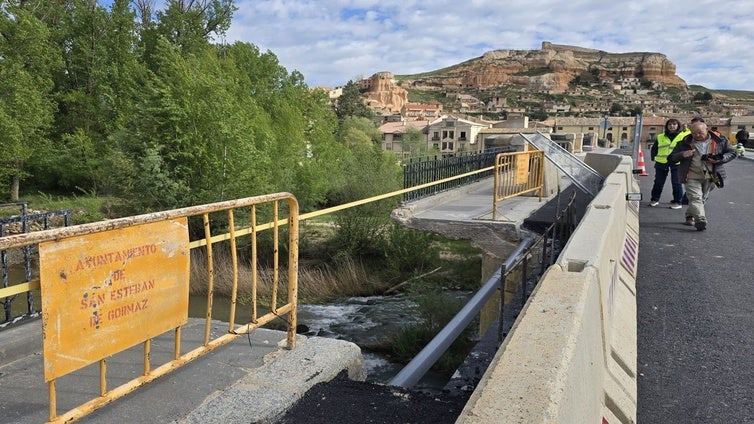 Sabor «agridulce» en la reapertura del puente en San Esteban de Gormaz por las dudas sobre su seguridad