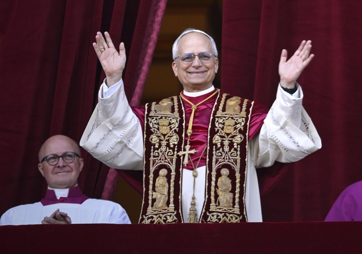 Robert Prevost se convierte en el Papa 267 de la historia con el nombre de León XIV
