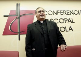 El arzobispo de Granada pide que se recuerden las primeras palabras del Papa León XIV: «Paz y unidad»