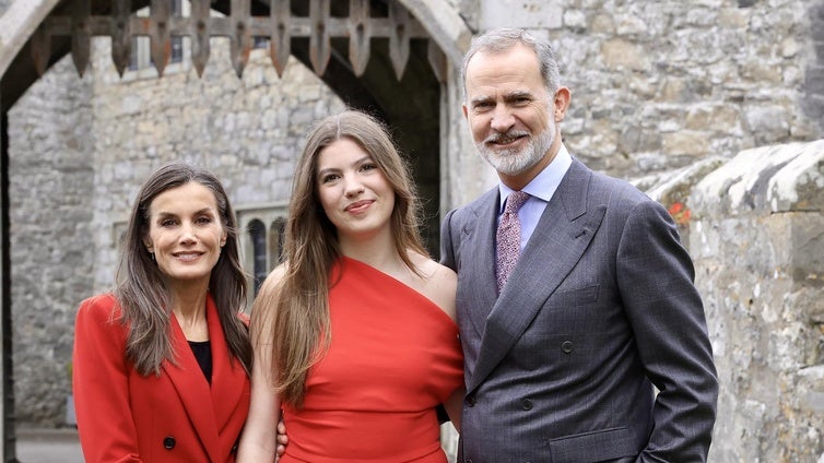 La tutora de la Infanta Sofía, en su graduación en Gales: «Echaremos mucho de menos su calidez y espíritu vibrante»