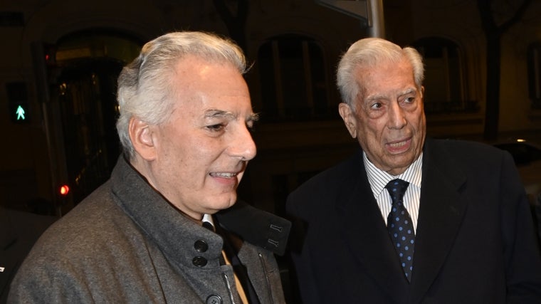 Álvaro Vargas Llosa aclara la verdadera causa de muerte de su padre