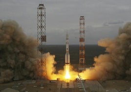 EE.UU. vigila los movimientos erráticos de un «satélite nuclear» ruso que podría estar fuera de control