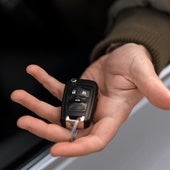 Las llaves del coche tienen una función que muy pocos conductores conocen y que resulta útil en el día a día