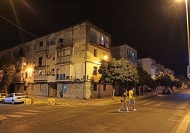 Roban  a los Bomberos del Aljarafe mientras apagaban un fuego en San Juan de Aznalfarache