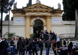 «2.600 euros para el 'café del sepulturero'»: escándalo por la corrupción en el cementerio de Trapani (Sicilia)