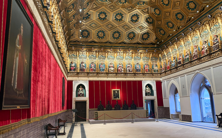 Imagen principal - La Sala de los Reyes, el Salón del trono y la Sala de la Galera