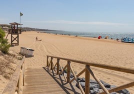 Ni Punta Umbría ni Matalascañas: esta es la mejor playa de Huelva para viajar en septiembre