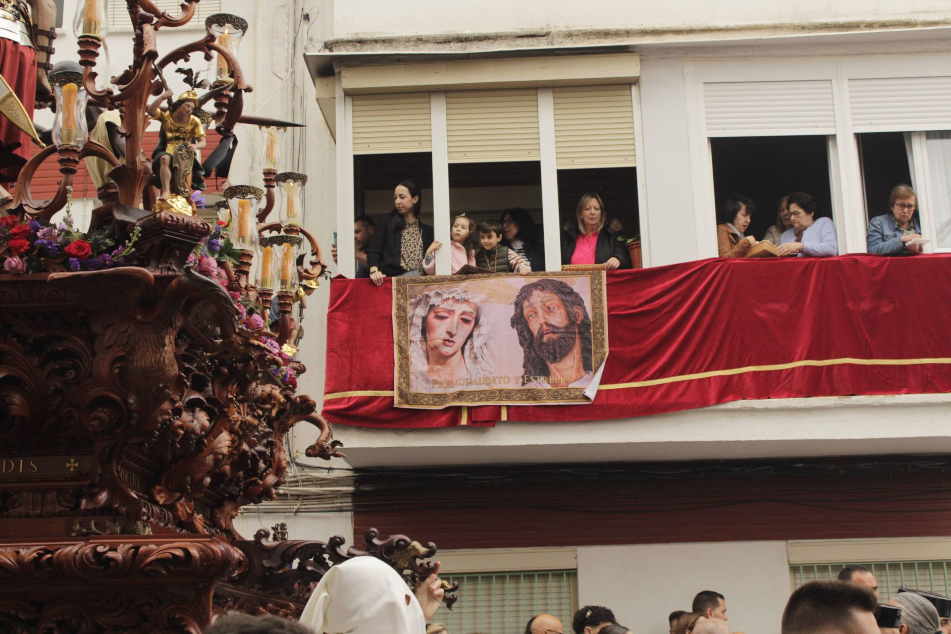 Miércoles Santo en Huelva: Estampas del Prendimiento desde El Carmen
