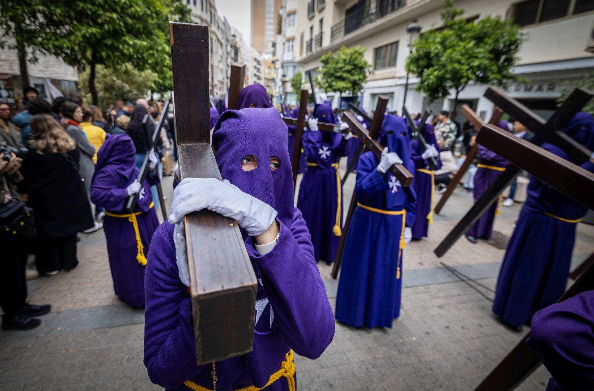 Madrugá de Huelva: Éxtasis de felicidad con el Nazareno y su Madre de la Amargura
