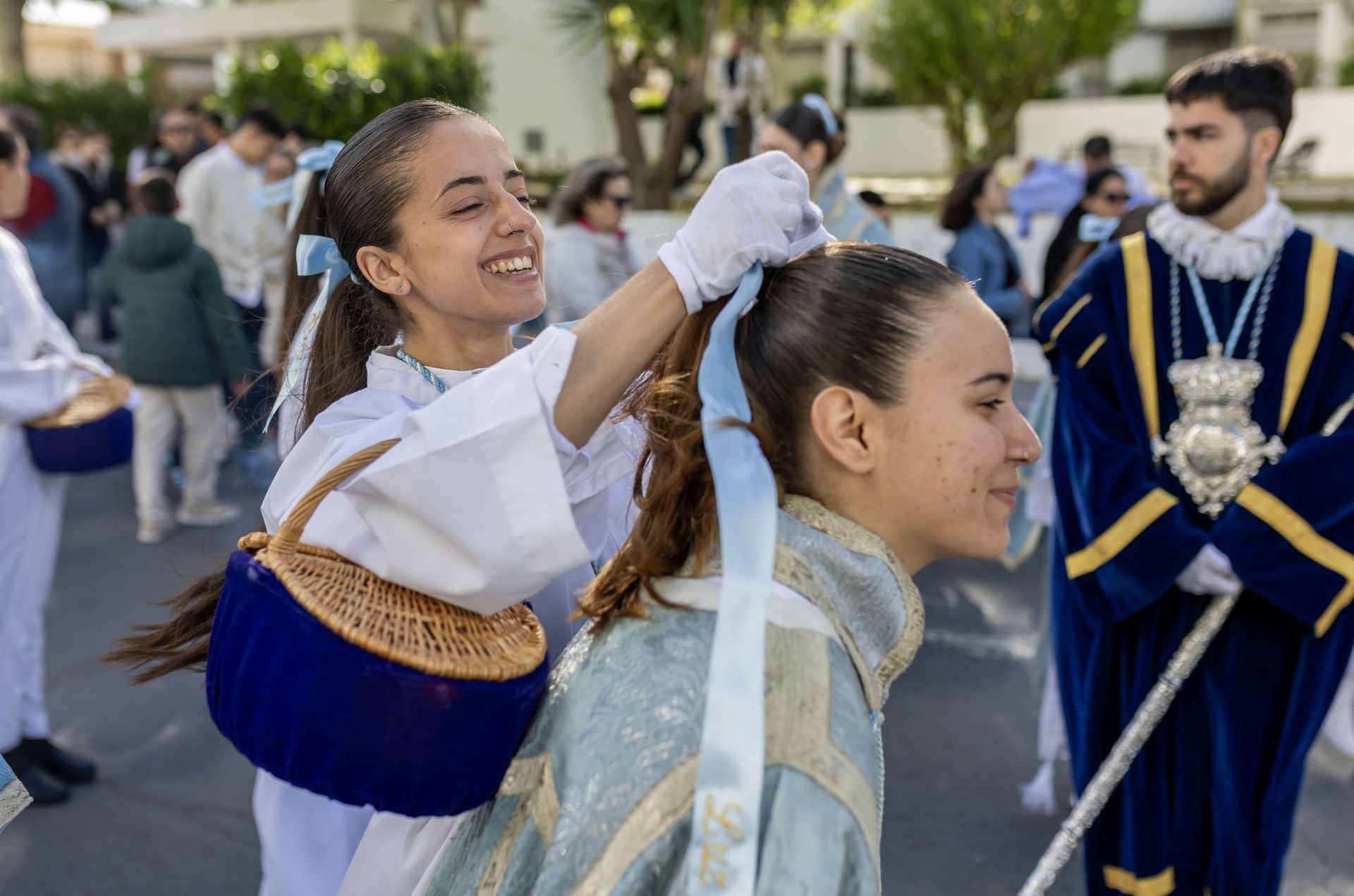 La procesión del Resucitado de Huelva, en imágenes