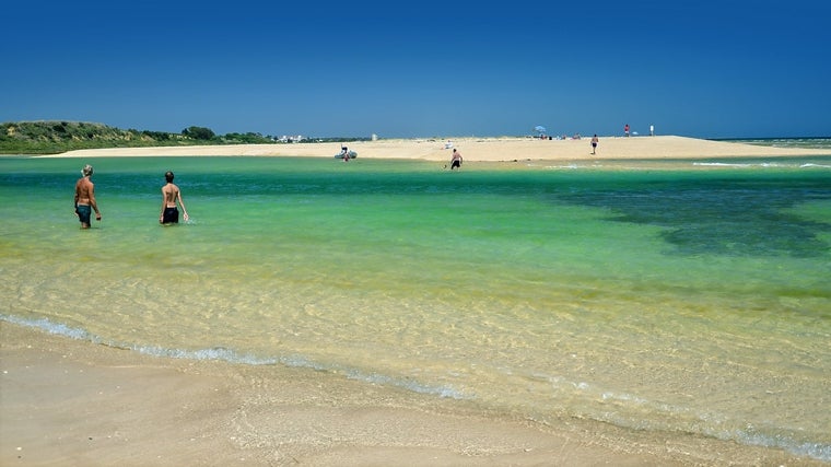 Playa de Cacela Velha es el sur de Portugal