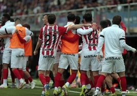 El Sporting le ofrece oxígeno al Cádiz CF