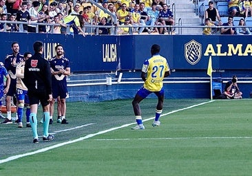 Cádiz - Huesca, en directo: minuto a minuto y reacciones del partido de La Liga Hypermotion 24/25