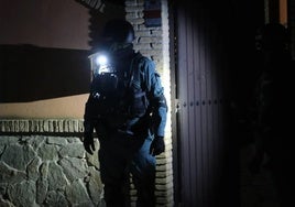 Macrooperación de la Guardia Civil contra los narcos del Estrecho en el Guadalquivir y su logística con numerosos detenidos