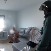 Entrada y detenciones del clan familiar.