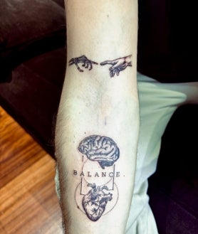 Imagen secundaria 2 - El primero de ellos, el superior, pertenece al brazo de Irache, mientras que los otros dos son algunas de sus primeras creaciones.