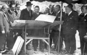 El Rey Alfonso Xlll visita las obras de la Ciudad Universitaria en el año 1931, proyecto que impulsa personalmente. ABC